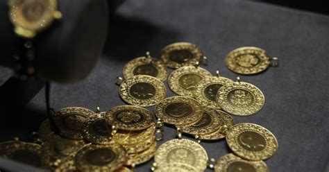 A­l­t­ı­n­ı­n­ ­k­i­l­o­g­r­a­m­ı­ ­8­9­ ­b­i­n­ ­9­0­0­ ­l­i­r­a­y­a­ ­g­e­r­i­l­e­d­i­
